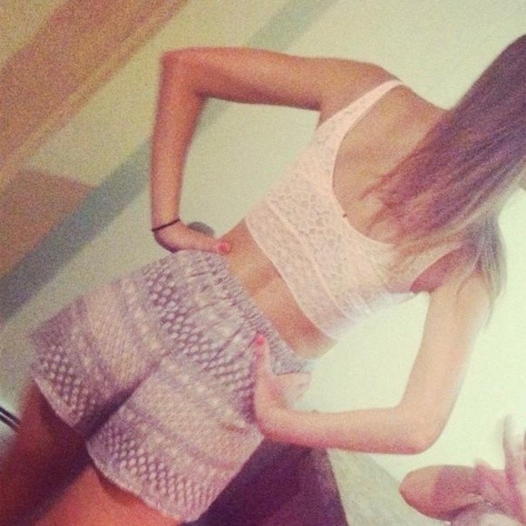 Abercrombie & Fitch Pink and Grey Patterned Pull On Shorts Small - Picture 7 of 7